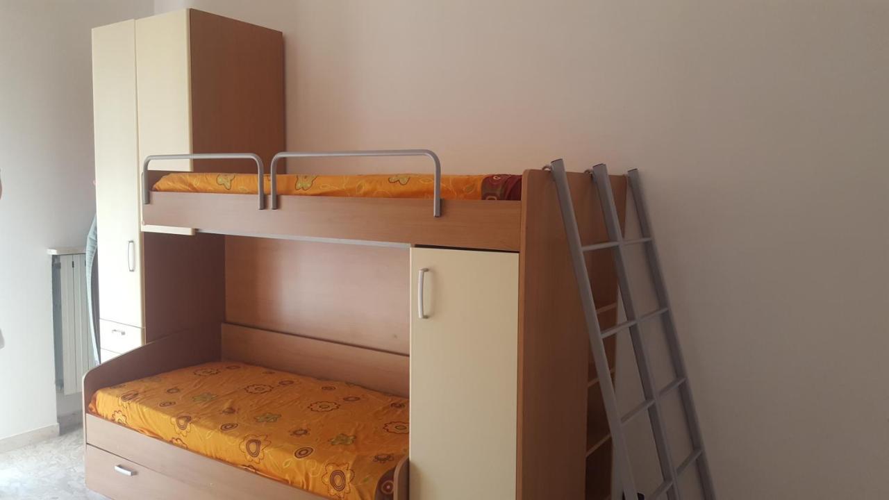 شقة Albenga Sul Mare Famiglie Ed Amici Fino 10 Posti المظهر الخارجي الصورة