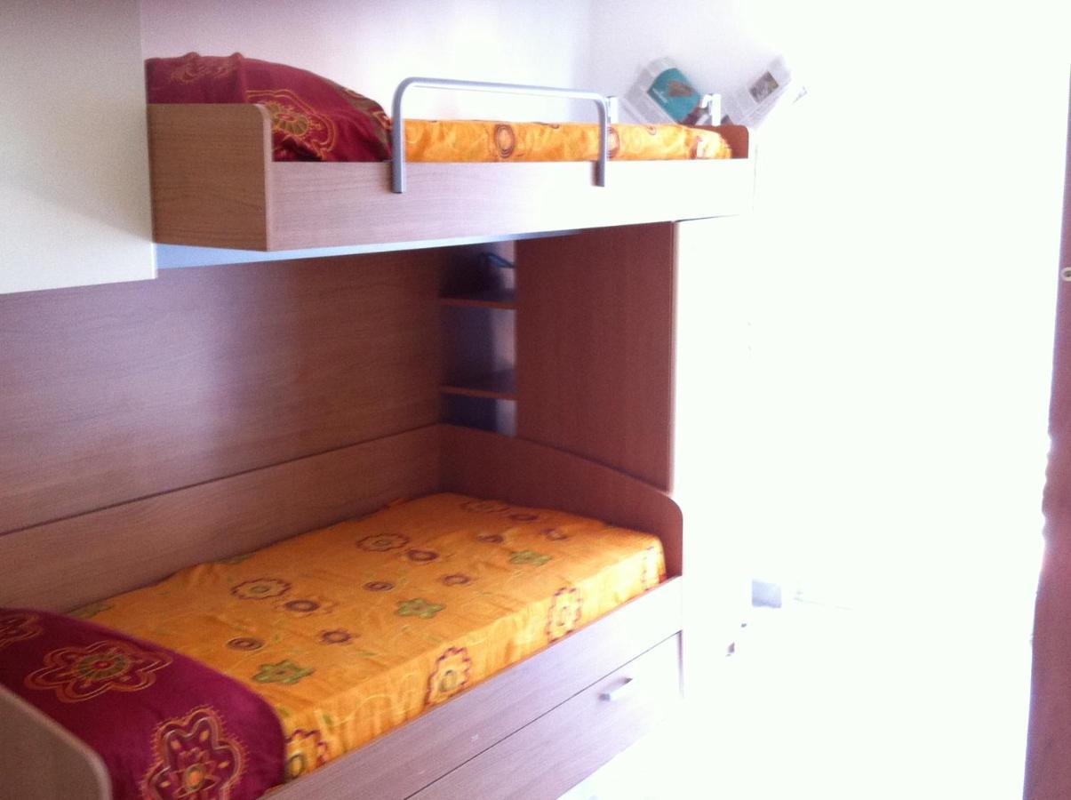 شقة Albenga Sul Mare Famiglie Ed Amici Fino 10 Posti المظهر الخارجي الصورة